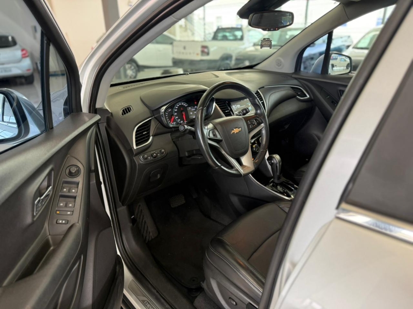 chevrolet tracker 1.4 16v turbo flex premier automatico 1.3 4p 20196