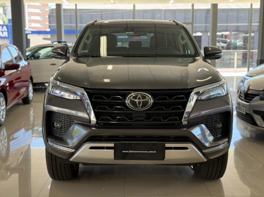 toyota hilux sw4 2.8 d-4d turbo diesel srx 7l 4x4 automatico 2.7 5p 20211