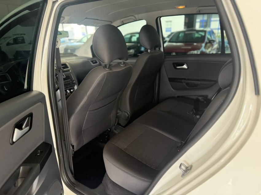 volkswagen fox 1.6 msi comfortline 8v flex 4p manual 1.5 20166