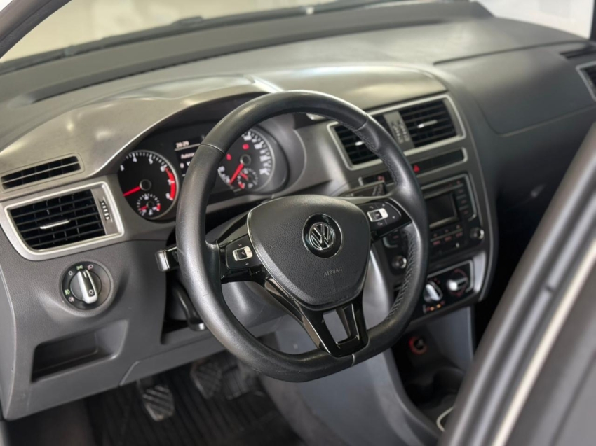 volkswagen fox 1.6 msi comfortline 8v flex 4p manual 1.5 20164