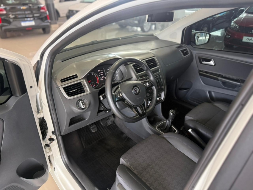 volkswagen fox 1.6 msi comfortline 8v flex 4p manual 1.5 20163
