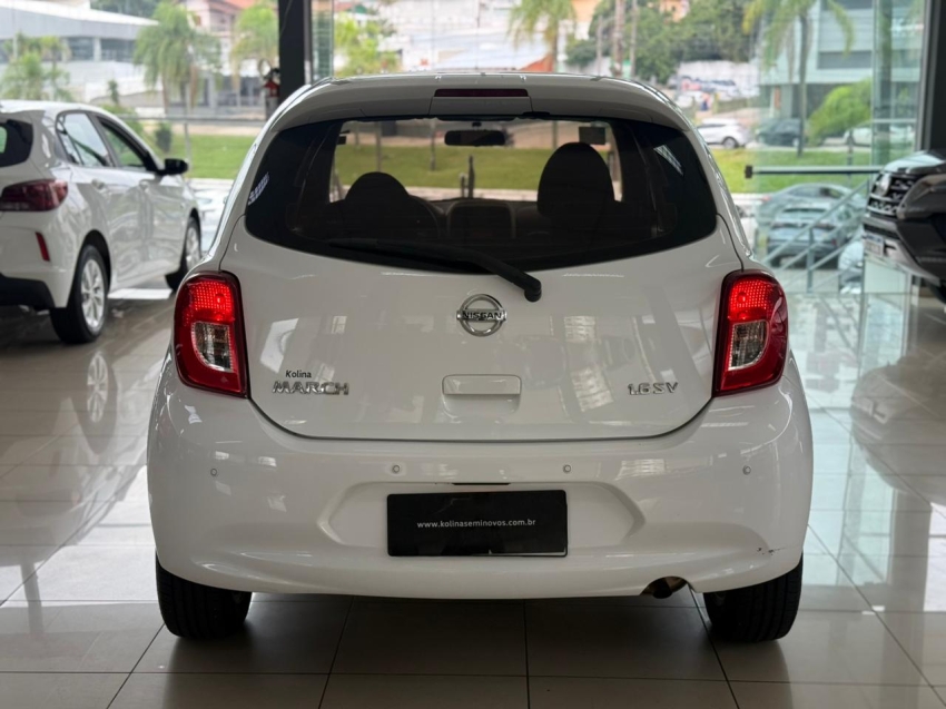 nissan march 1.6 sv 16v flex 4p manual 1.5 5p 20184