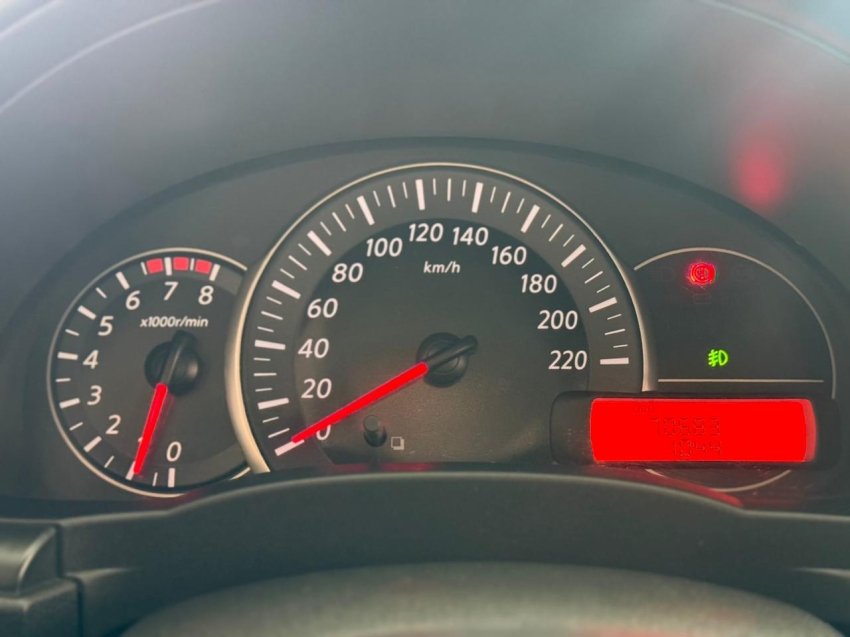 nissan march 1.6 sv 16v flex 4p manual 1.5 5p 201810