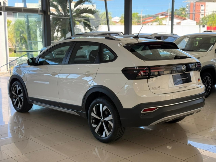 volkswagen nivus 1.0 200 tsi total flex highline automatico 4p 20223