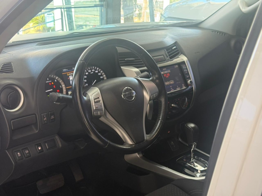 nissan frontier 2.3 16v turbo diesel attack cd 4x4 automatico 2.2 4p 20196