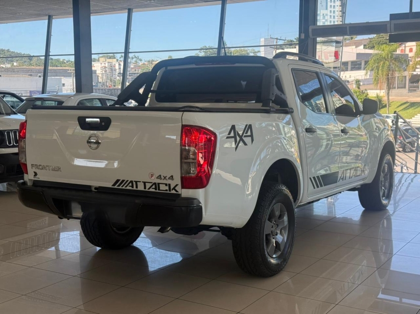 nissan frontier 2.3 16v turbo diesel attack cd 4x4 automatico 2.2 4p 20195