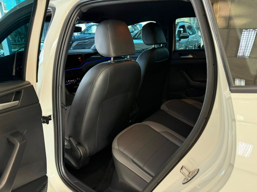 volkswagen nivus 1.0 200 tsi total flex highline automatico 4p 20239