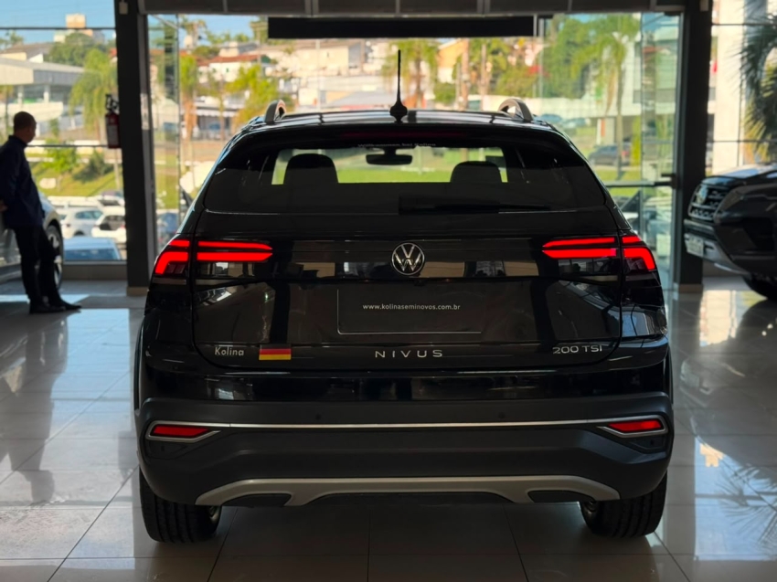 volkswagen nivus 1.0 200 tsi total flex highline automatico 4p 20214