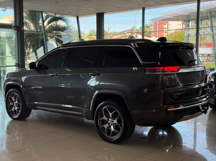 jeep commander 2.0 td380 turbo diesel overland at9 1.9 5p automatico 20223