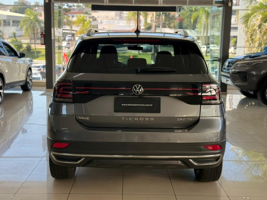 volkswagen t-cross 1.4 250 tsi total flex highline automatico 1.3 4p 20235