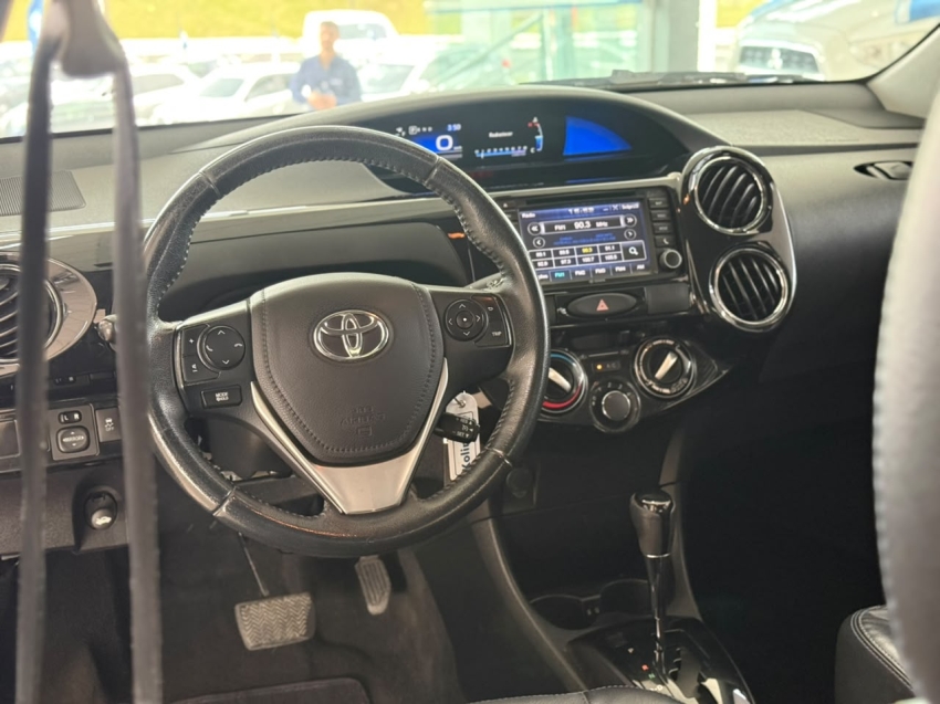toyota etios 1.5 platinum 16v flex 4p automatico 20197