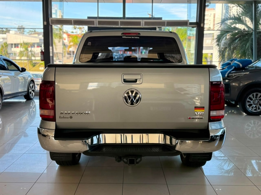 volkswagen amarok 3.0 v6 tdi diesel highline cd 4motion automatico 2.9 5p 20245