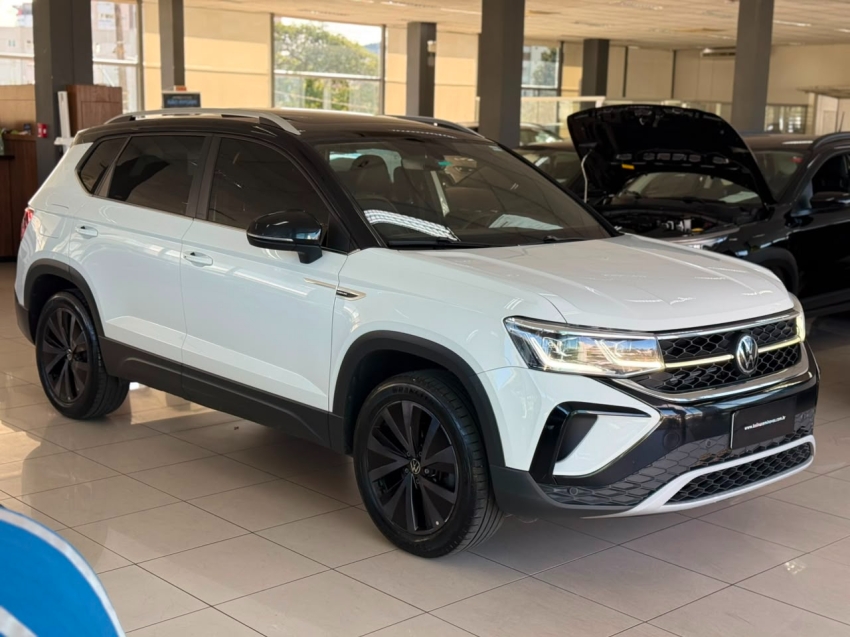 volkswagen taos 1.4 250 tsi total flex highline automatico 1.3 4p 20221
