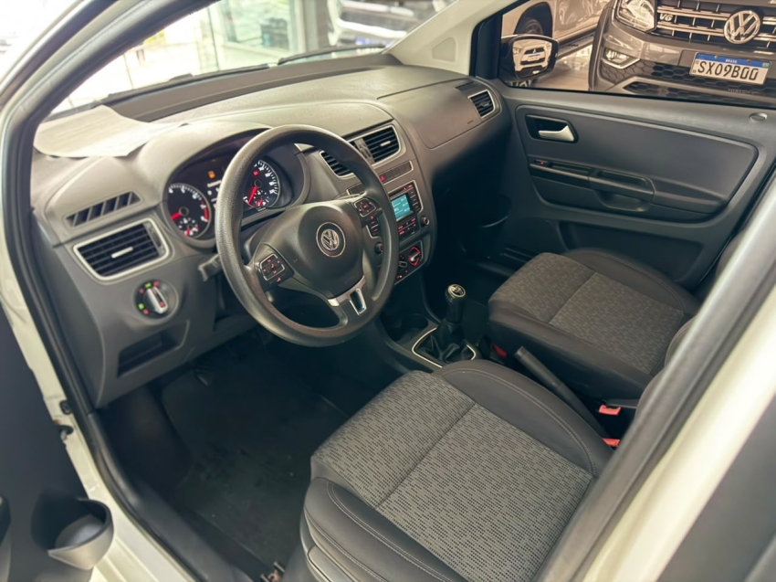 volkswagen fox 1.0 mi 8v flex 4p manual 20146
