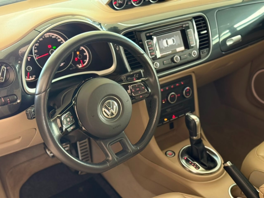 volkswagen fusca 2.0 tsi 16v gasolina 2p automatico 1.9 201311