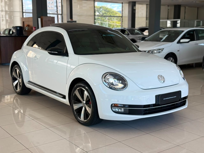volkswagen fusca 2.0 tsi 16v gasolina 2p automatico 1.9 20131