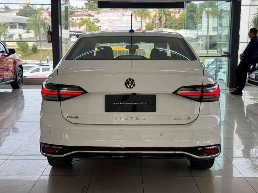 volkswagen virtus 1.0 200 tsi comfortline automatico flex 4p 20254