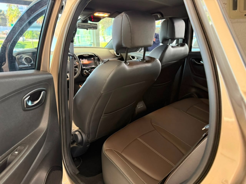 renault captur 1.3 tce flex iconic x-tronic 4p automatico 20249