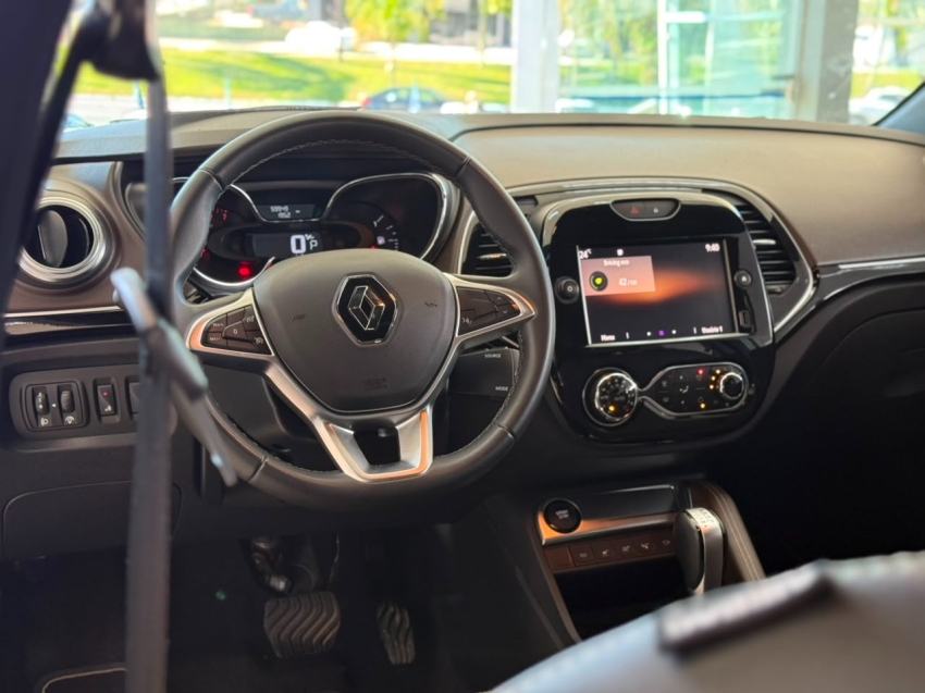 renault captur 1.3 tce flex iconic x-tronic 4p automatico 20248
