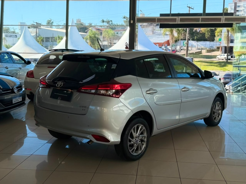 toyota yaris 1.5 16v flex xs connect multidrive 1.4 4p automatico 20234