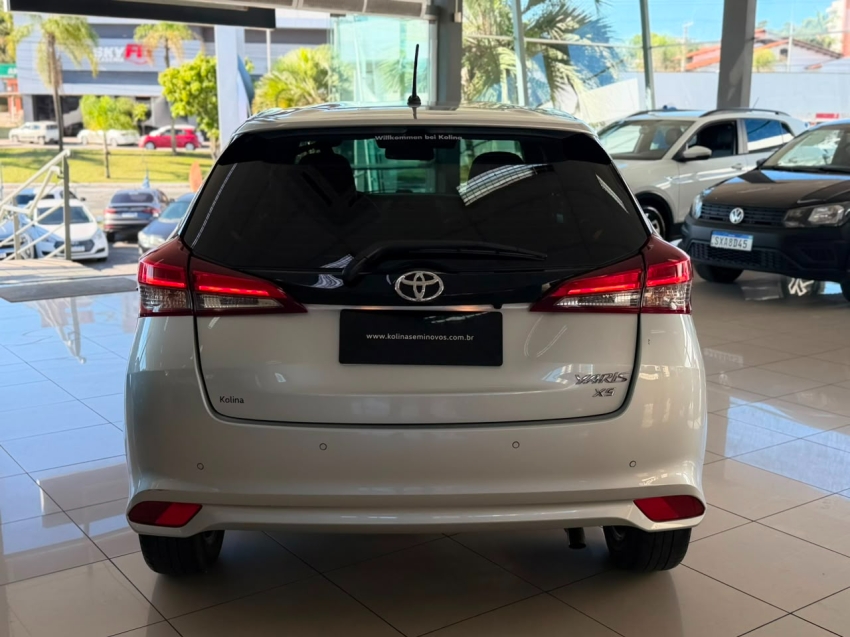 toyota yaris 1.5 16v flex xs connect multidrive 1.4 4p automatico 20233