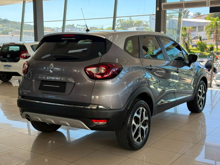 renault captur 1.6 16v sce flex bose x-tronic 4p automatico 20215