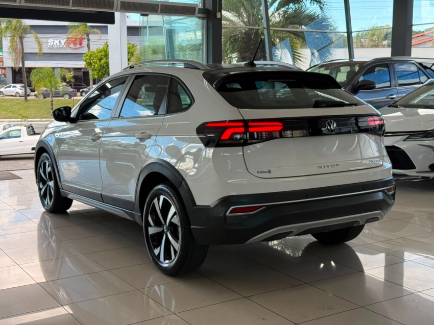 volkswagen nivus 1.0 200 tsi total flex highline automatico 4p 20213