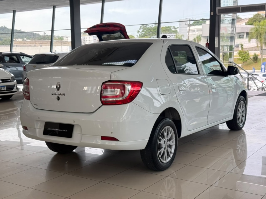 renault logan 1.6 16v sce flex zen x-tronic 1.0 4p manual 20225