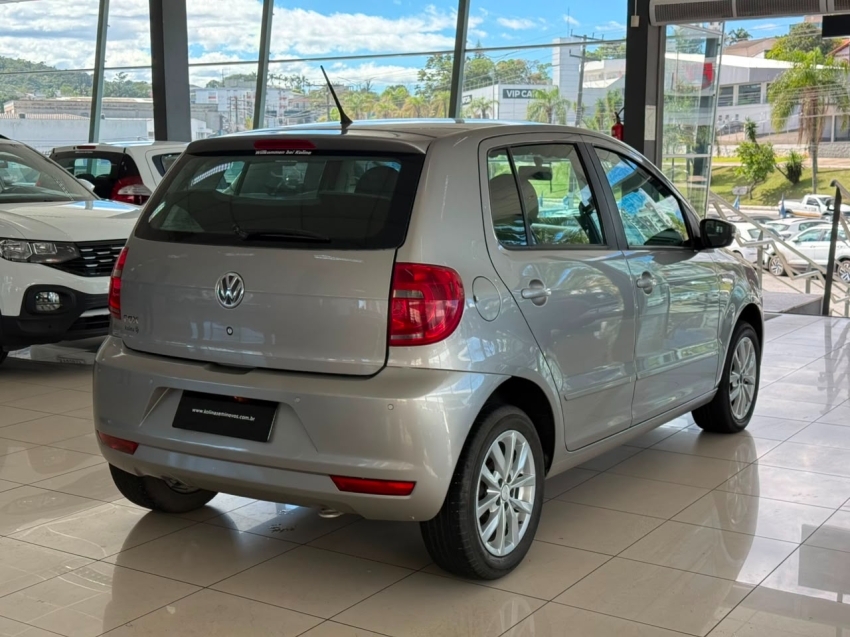 volkswagen fox 1.0 mi 8v flex 4p manual 20145