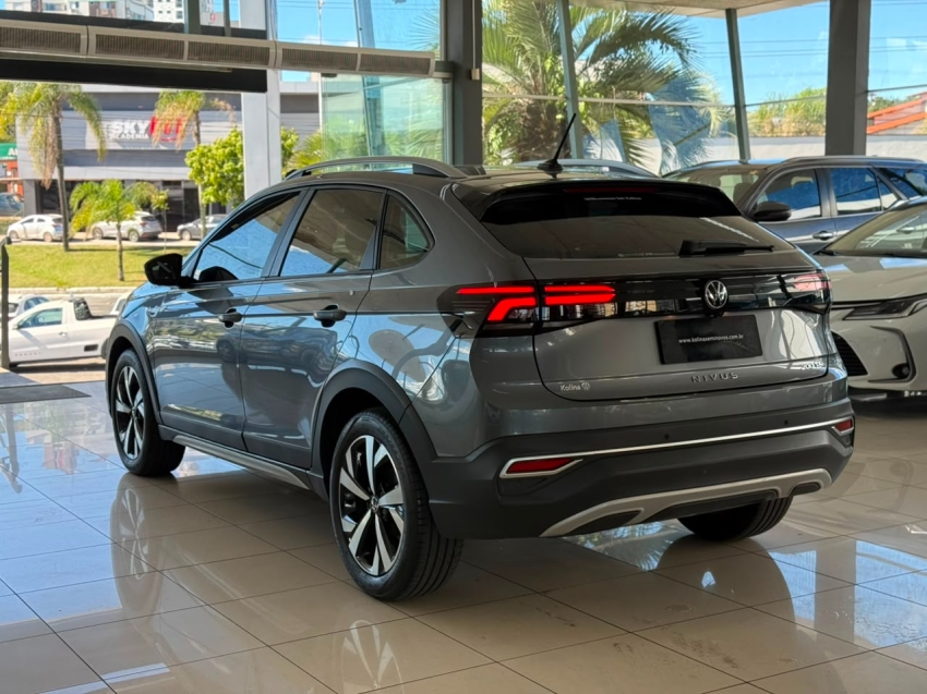 volkswagen nivus 1.0 200 tsi total flex highline automatico 4p 20243
