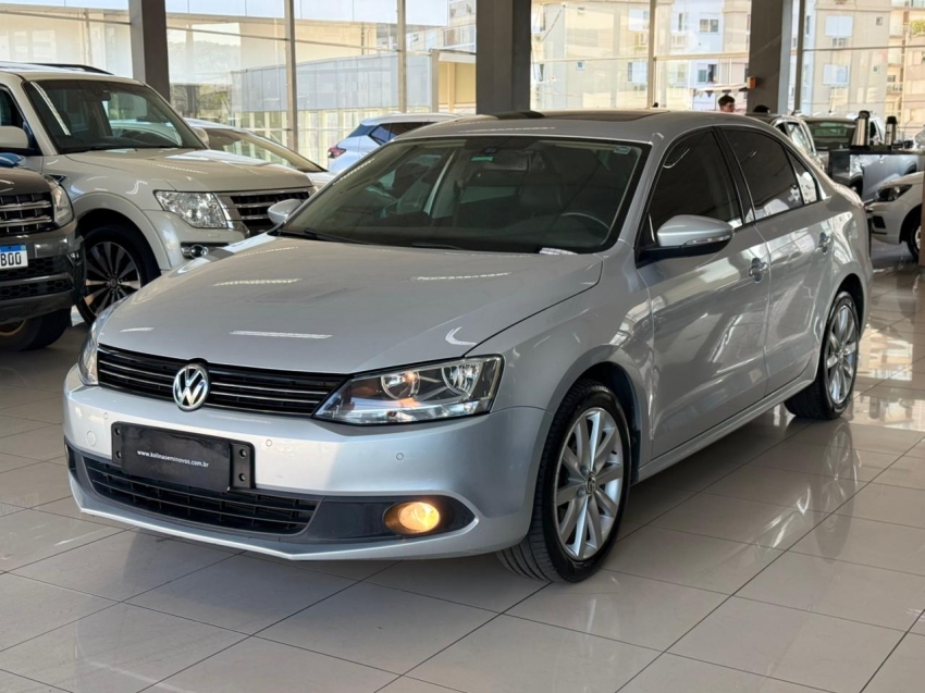 volkswagen jetta 2.0 tsi highline 211cv gasolina 4p tiptronic 1.9 flex automatico 20142