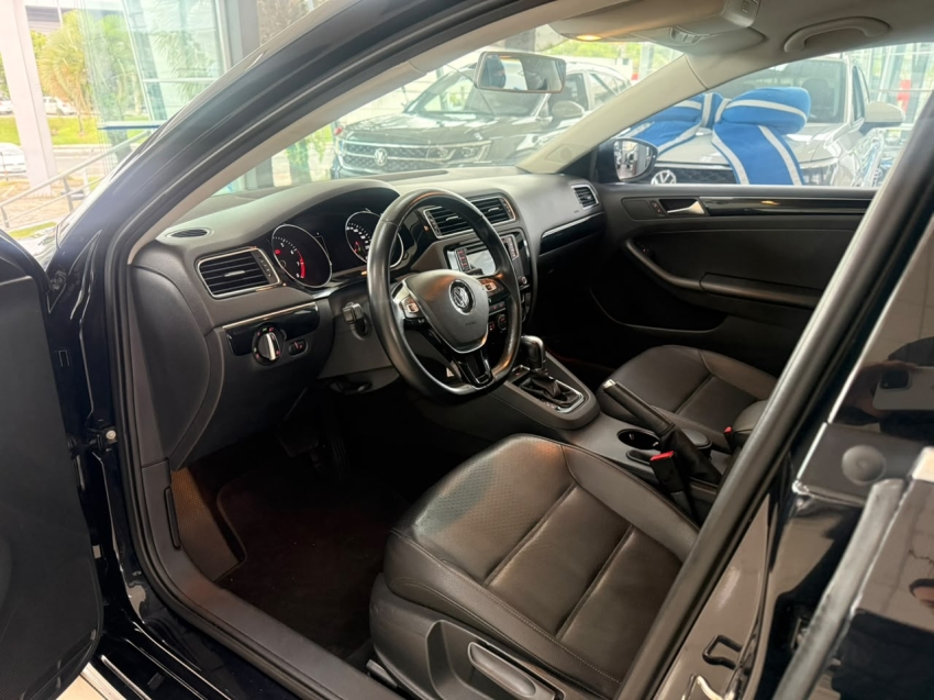 volkswagen jetta 2.0 tsi highline 211cv gasolina 4p tiptronic 5p automatico 20167