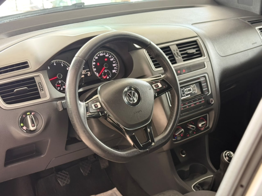 volkswagen fox 1.0 mpi track 12v flex 4p manual 20176