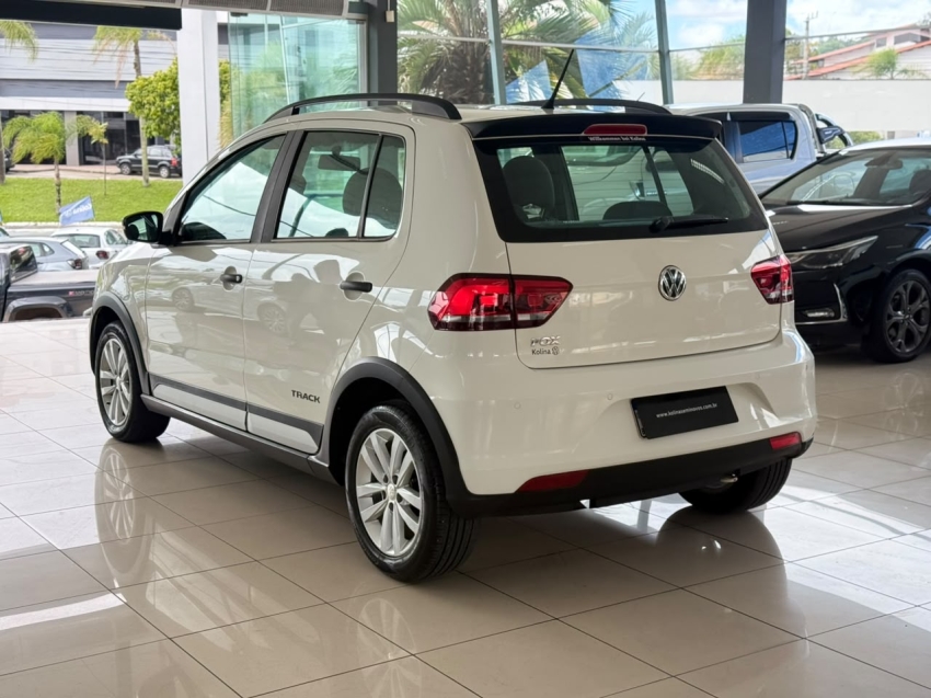 volkswagen fox 1.0 mpi track 12v flex 4p manual 20173