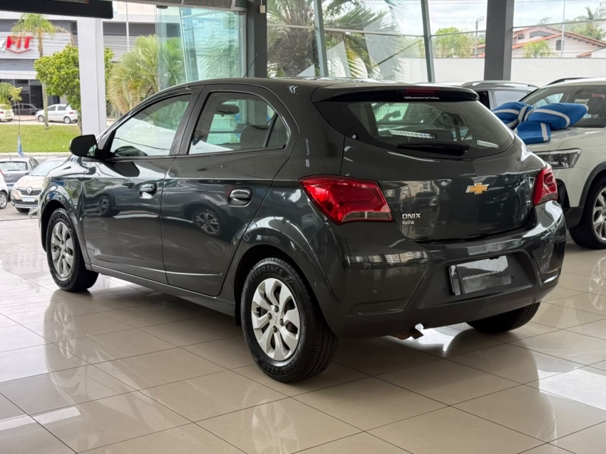 chevrolet onix 1.0 mpfi lt 8v flex 4p manual 20193