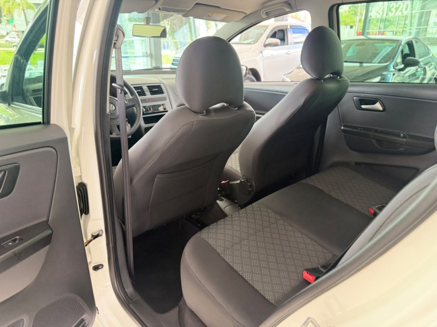 volkswagen fox 1.0 mi trendline 8v flex 4p manual 5p 20159