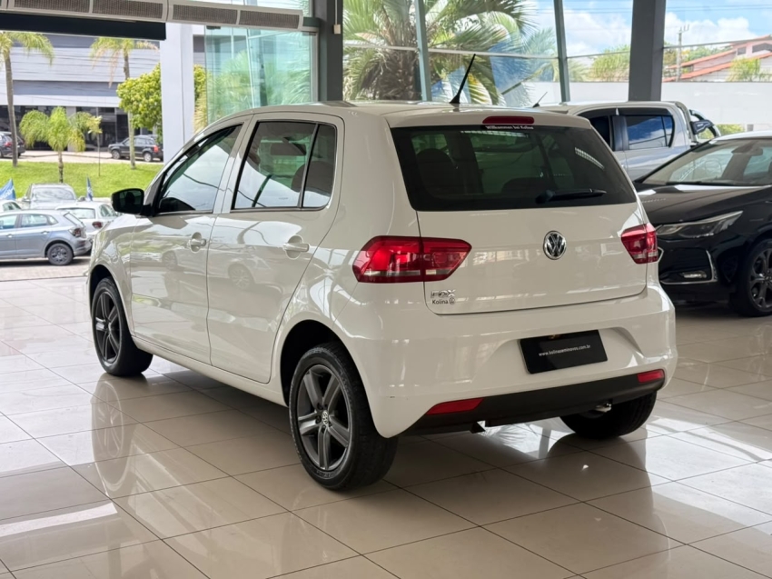 volkswagen fox 1.0 mi trendline 8v flex 4p manual 5p 20153