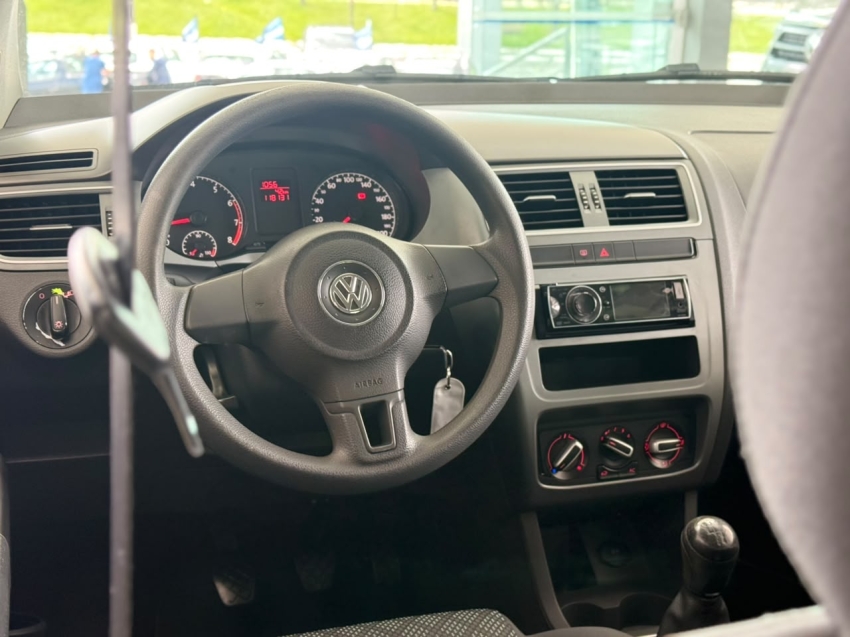 volkswagen fox 1.0 mi trendline 8v flex 4p manual 5p 20157