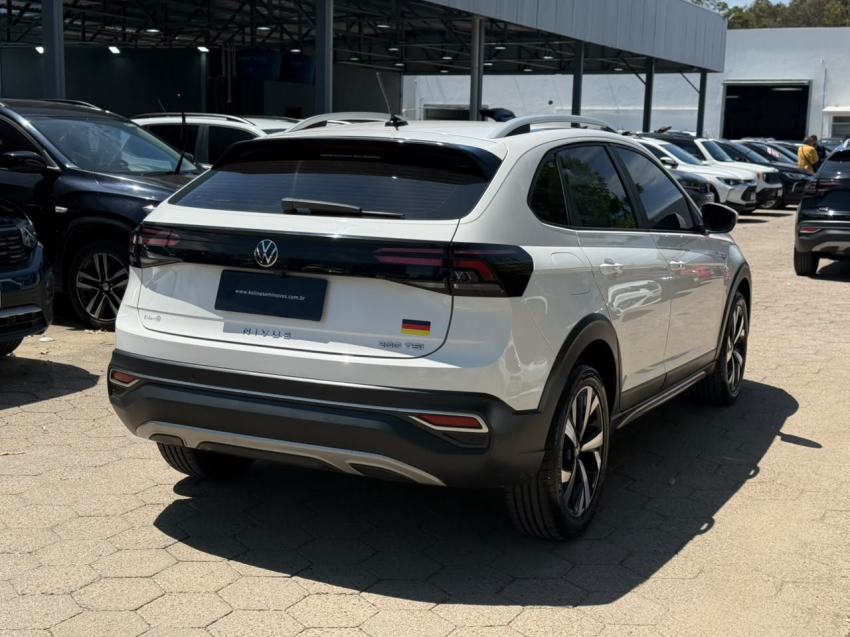 volkswagen nivus 1.0 200 tsi total flex highline automatico 4p manual 20245