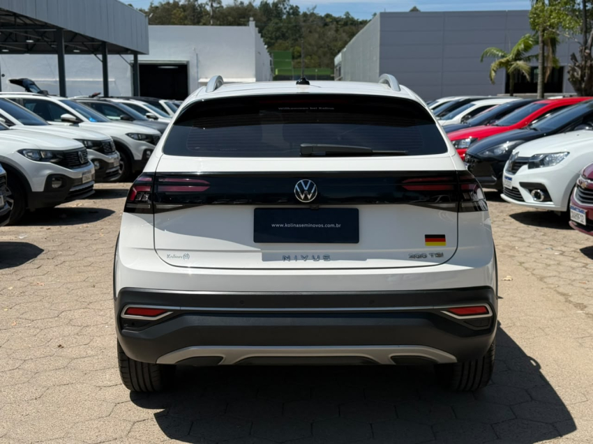 volkswagen nivus 1.0 200 tsi total flex highline automatico 4p manual 20244