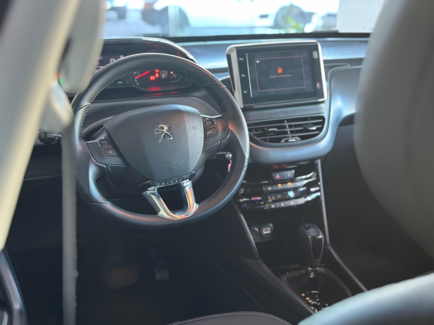 peugeot 2008 1.6 16v thp flex griffe 4p automatico 2023