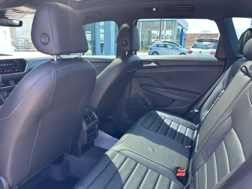 volkswagen taos 1.4 250 tsi total flex highline automatico 1.3 4p 202410