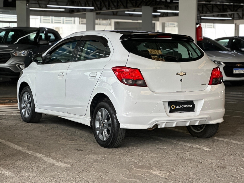 chevrolet onix 1.4 mpfi effect 8v flex 4p manual gasolina 2016