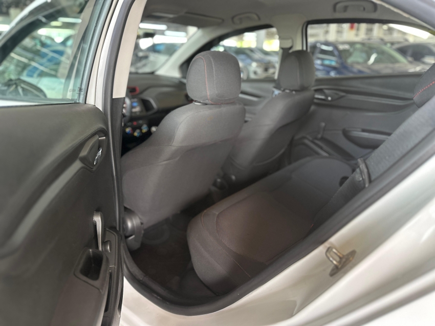 chevrolet onix 1.4 mpfi effect 8v flex 4p manual gasolina 2016