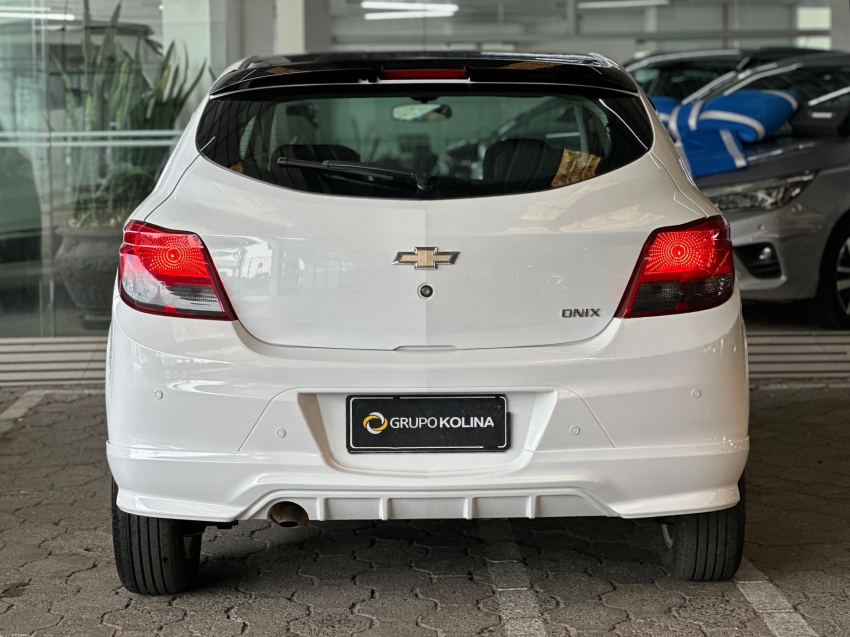 chevrolet onix 1.4 mpfi effect 8v flex 4p manual gasolina 2016
