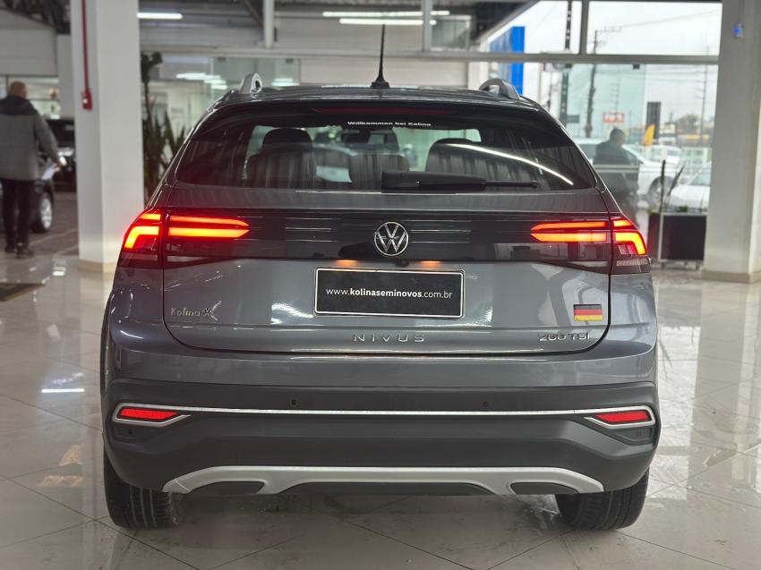 volkswagen nivus 1.0 200 tsi total flex highline automatico 5p 2021