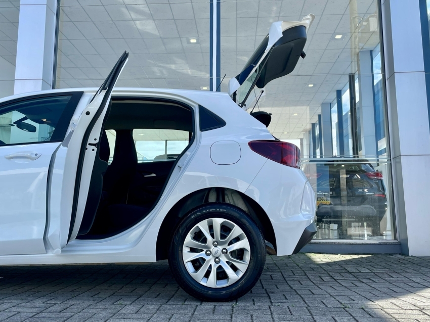 chevrolet onix 1.0 turbo flex automatico.