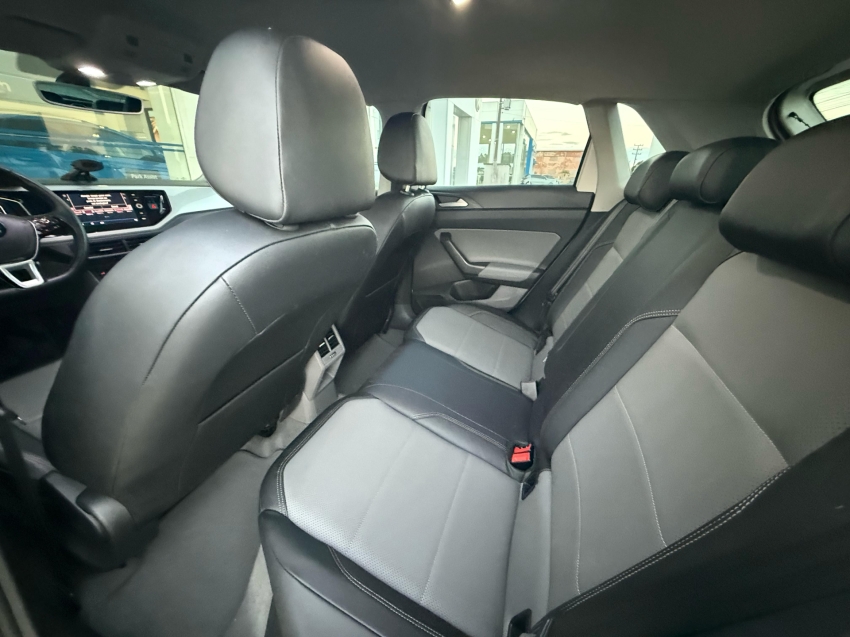volkswagen polo 1.0 200 tsi highline automatico.