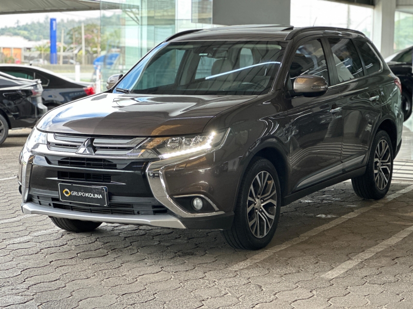 mitsubishi outlander 2.2 4x4 16v diesel 4p automatico 5p 2016