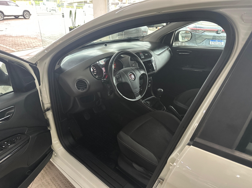 fiat bravo 1.8 essence 16v flex 4p manual 2016